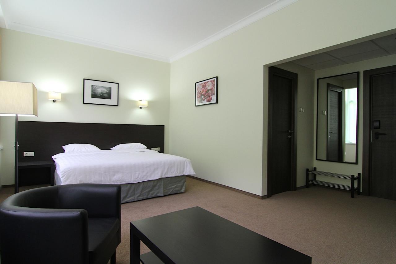 Hotel Continent Gagra Buitenkant foto