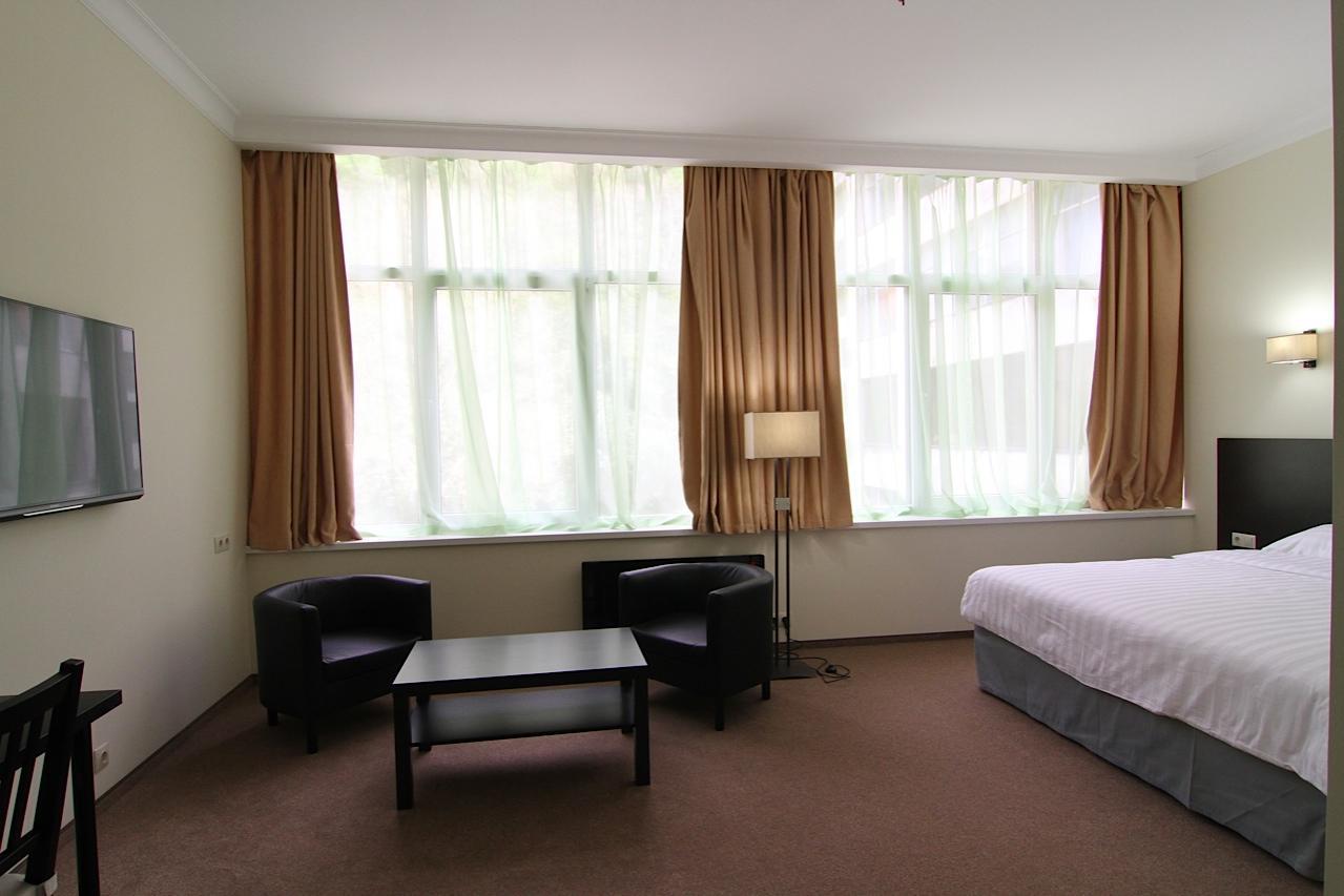 Hotel Continent Gagra Buitenkant foto